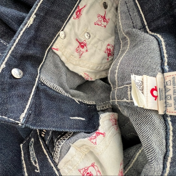 True Religion Skinny Rhinestones back pockets - Picture 8 of 9